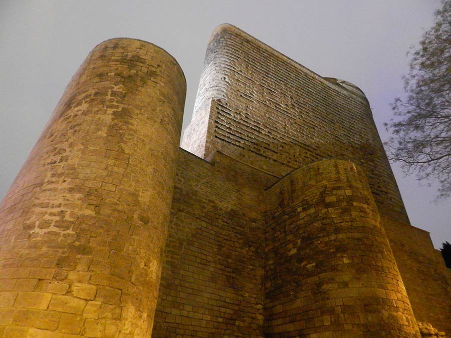 Башня Девичья, Юнеско, Баку