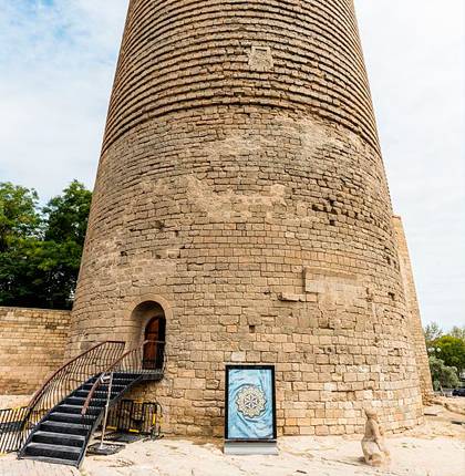 Девичья башня, Баку вход