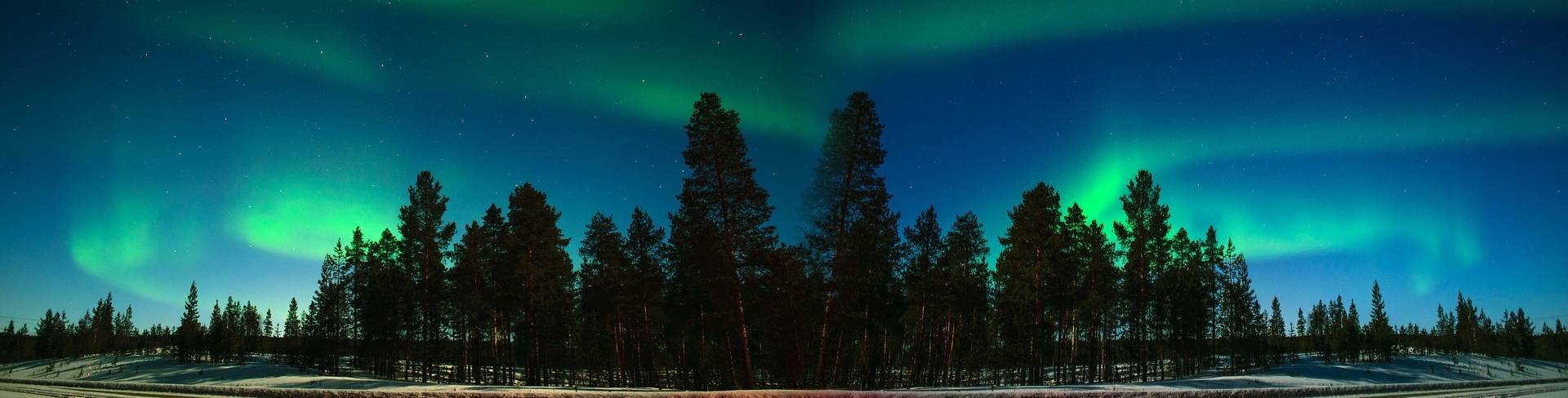 Северное сияние в Лапландии