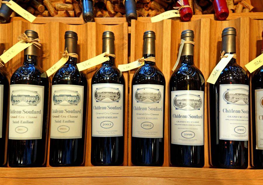 Французское вино ценится во всем мире своим качеством и вкусом