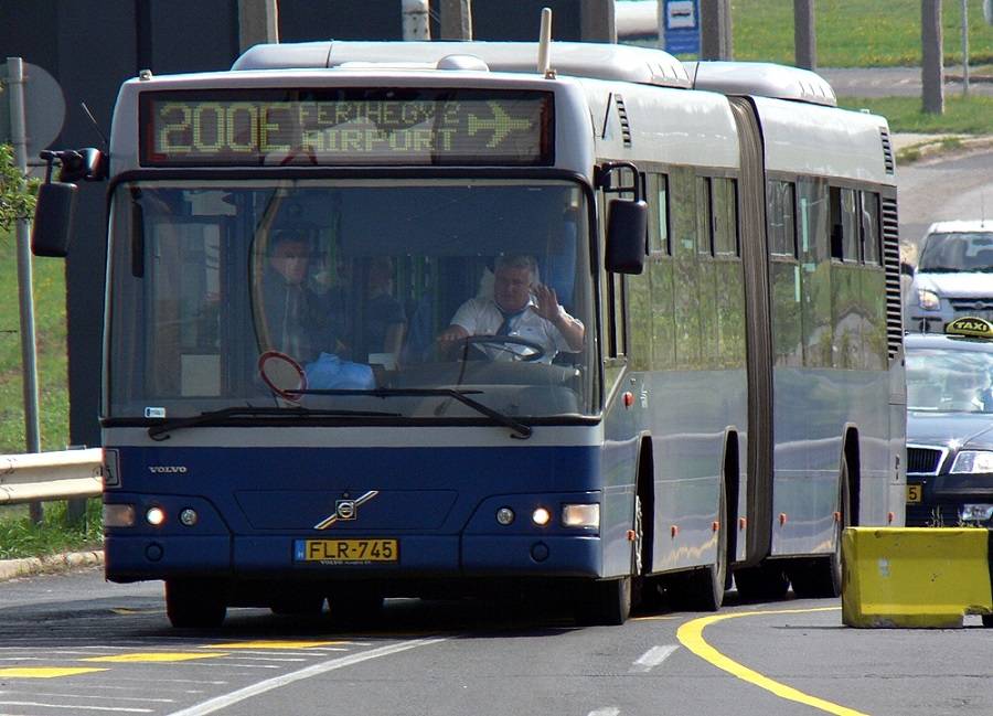 Маршрутный автобус в аэропорт Будапешта