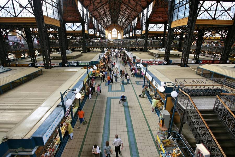 Центральный рынок в Будапеште, интерьер