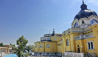 Купальня Сеченьи в городе Будапешт