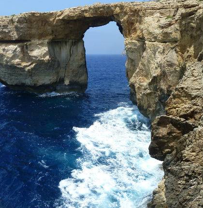 Необычные скалы Мальты