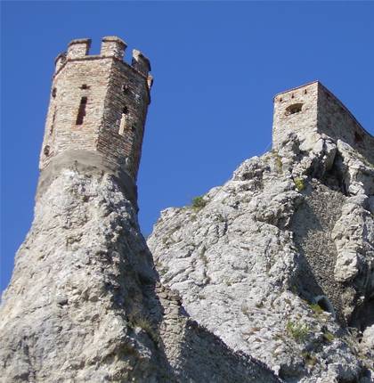 Башня Мнишек крепости Девин