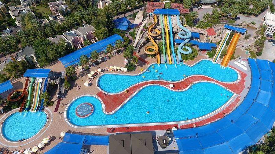 Водные горки в отеле