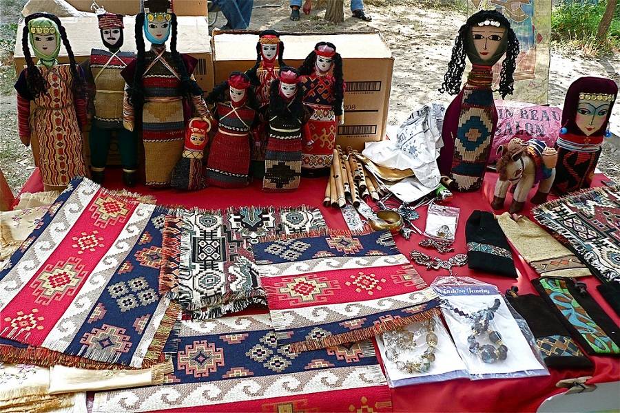 рынок "Вернисаж" рынок "Вернисаж", Ереван